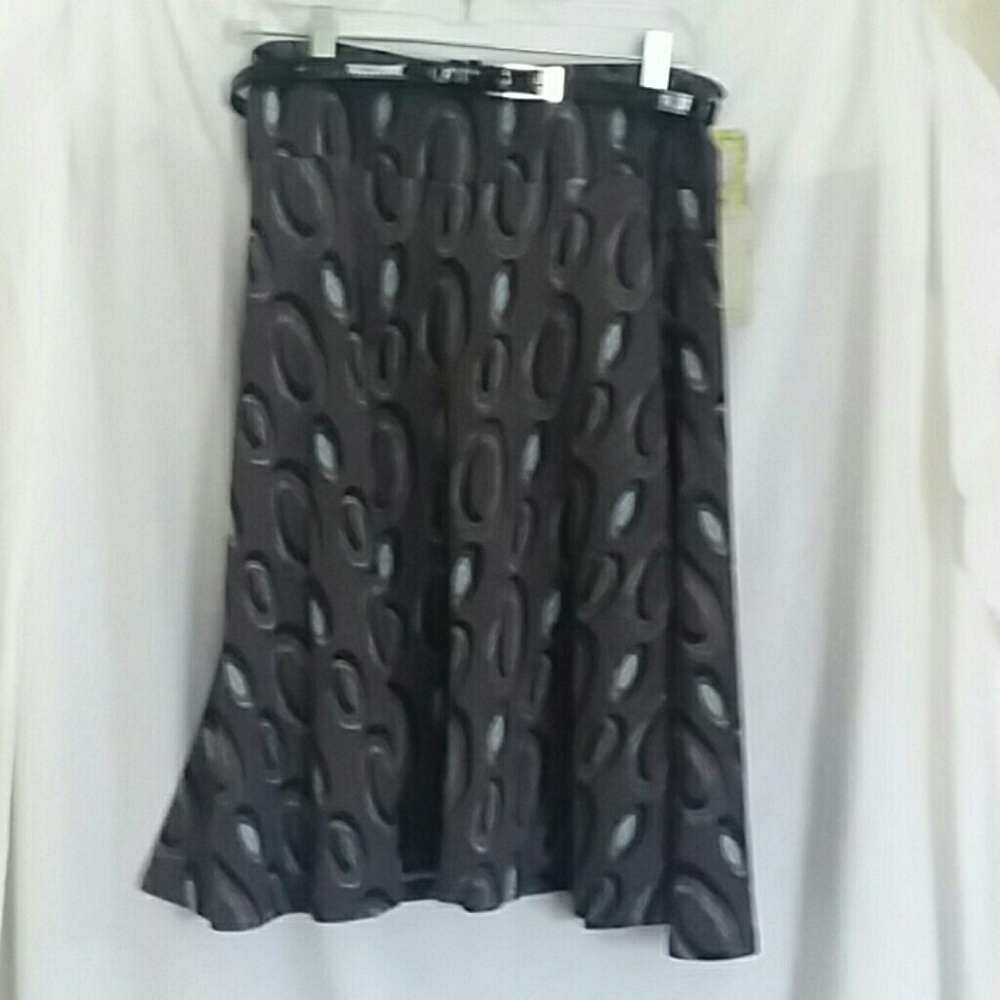 Lapis Skirt